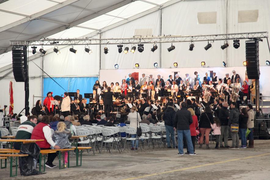 Escenario durante la actuación