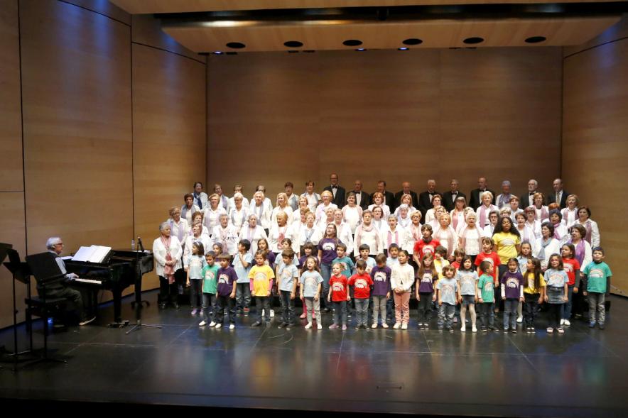 Concierto Intergeneracional 2017 - Imagen global del escenario.