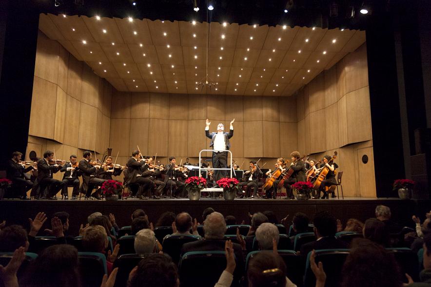 Concierto de Año Nuevo 2017 - Imagen general de la orquesta  y el público asistente.