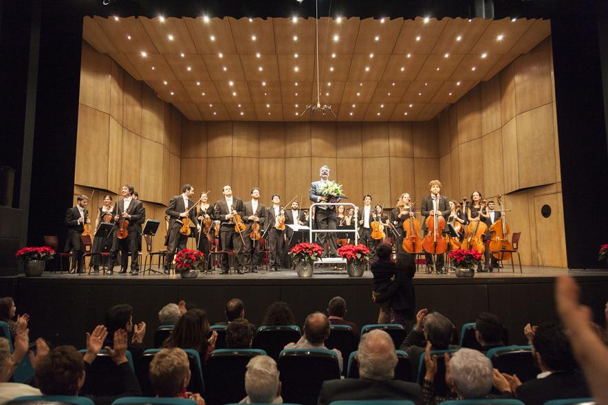 Concierto de Año Nuevo 2017 - Imagen de la orquesta saludando al público.