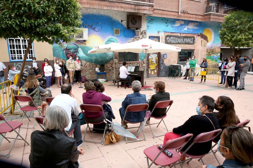 Concierto Infantil Escuela de Música en Distrito Centro -  Imagen de los asistentes, esperando el concierto.  