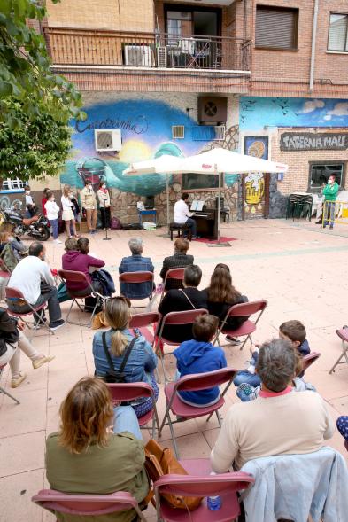 Concierto Infantil Escuela de Música en Distrito Centro - Imagen de los asistentes esperando el concierto.