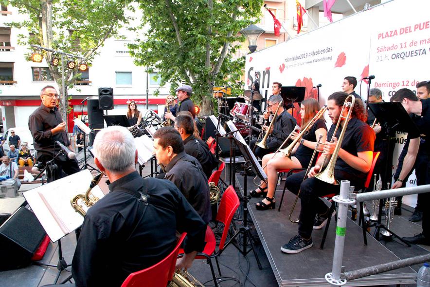 Orquesta Big Band, en la Plaza del Pueblo, Alcobendas. San Isidro 2019.
