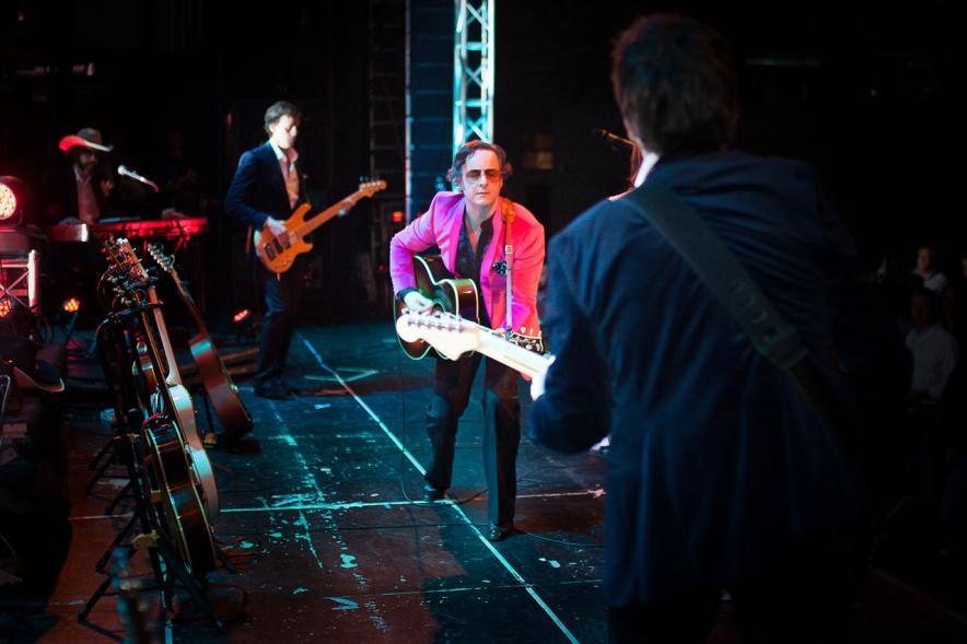 Fiestas Virgen de la Paz 2019 - Concierto Solidario Raimon Devine & His Pearls - Imagen de la actuación de grupo musical.