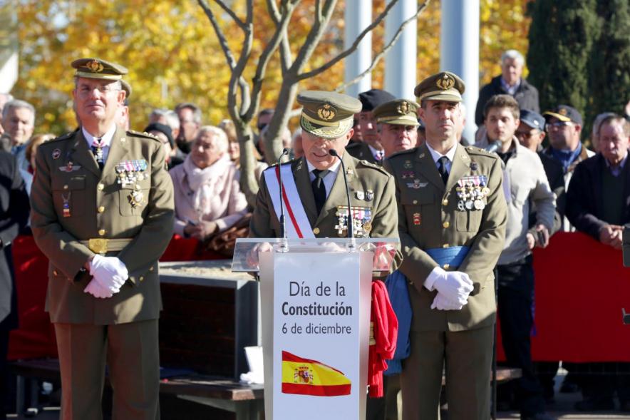 Detalle militar durante discurso