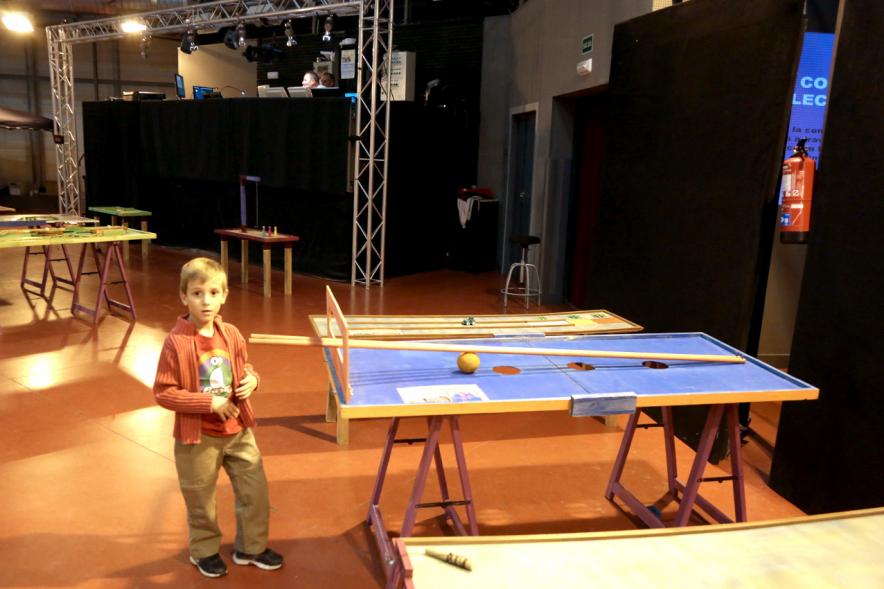 Fiesta del Consumo Responsable en La Esfera -  Un participante en la actividades.
