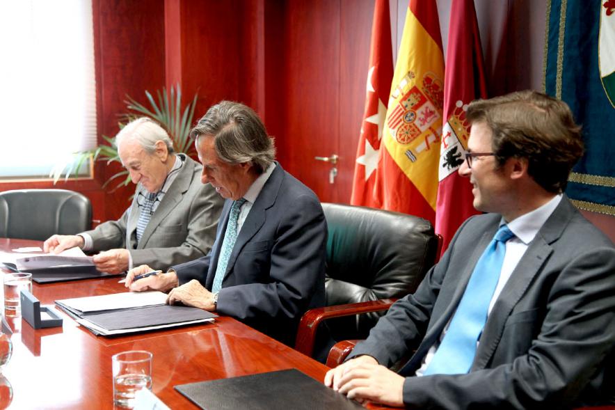Momento de la firma
