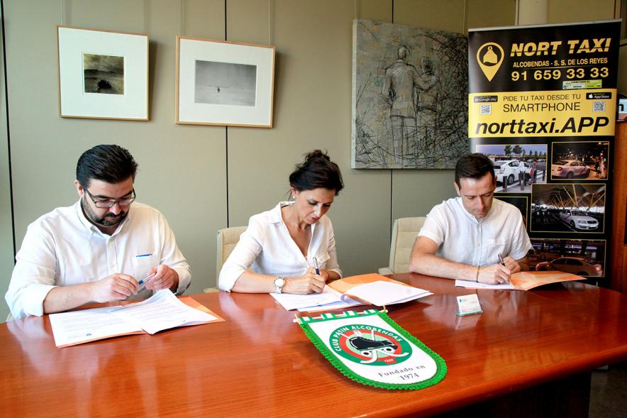 Momento de la firma