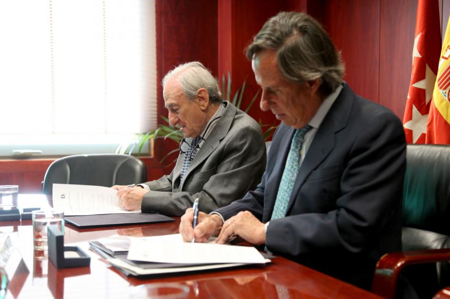 Momento de la firma