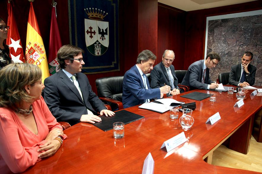 Momento de la firma