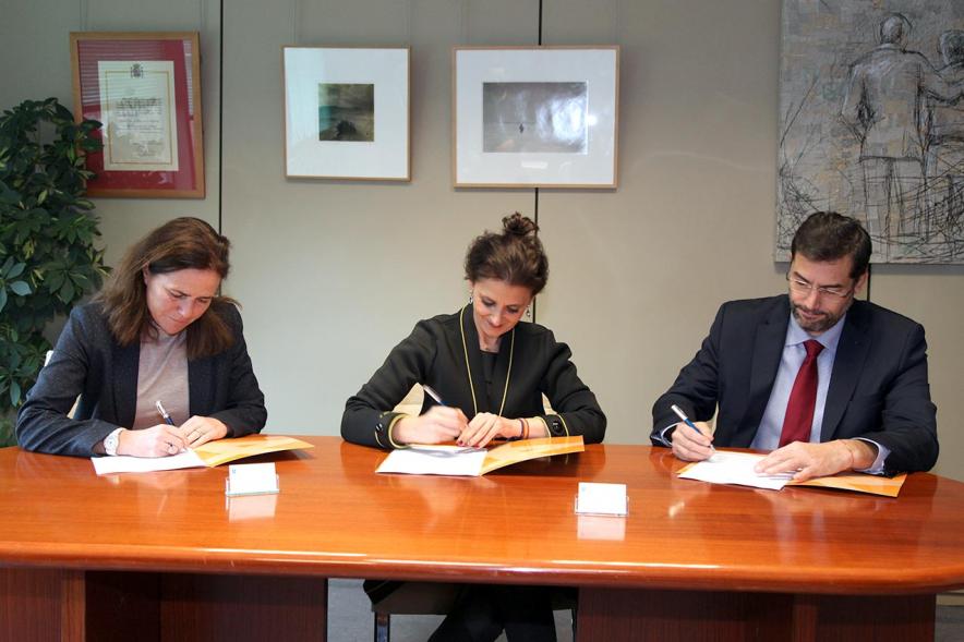 Momento de la firma