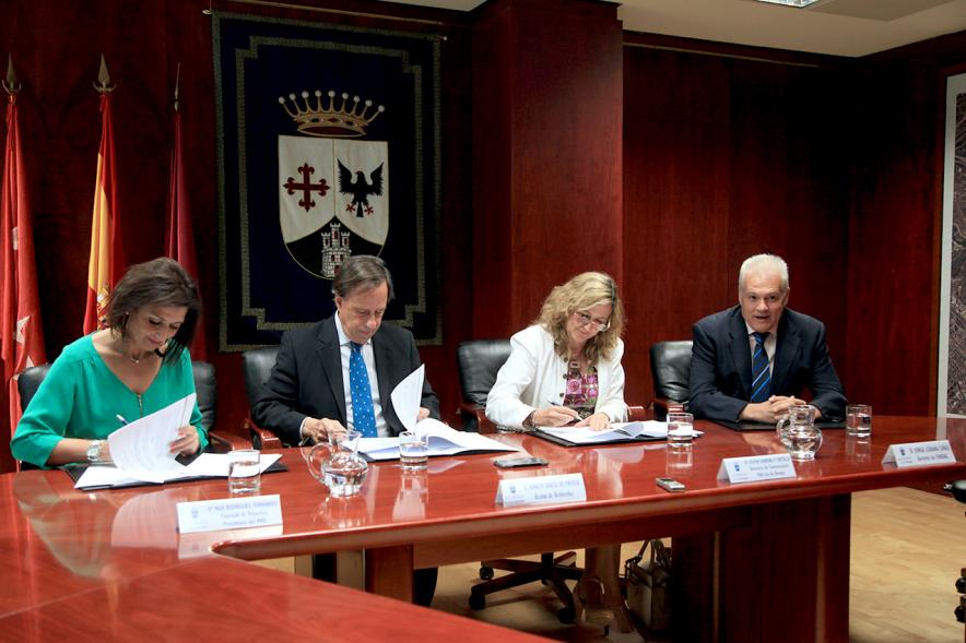 Momento de la firma