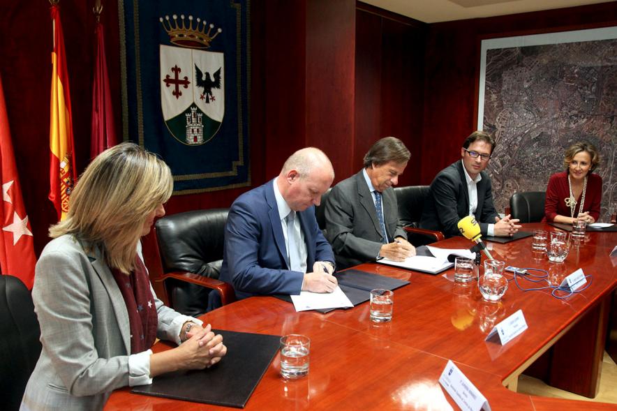Momento de la firma