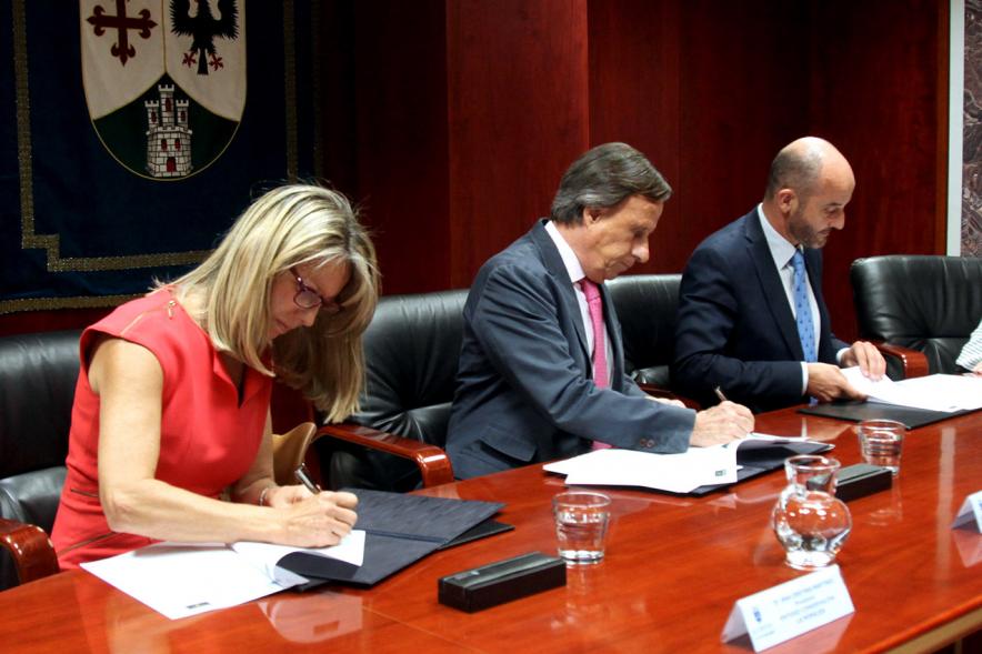 Momento de la firma