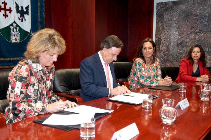 Momento de la firma