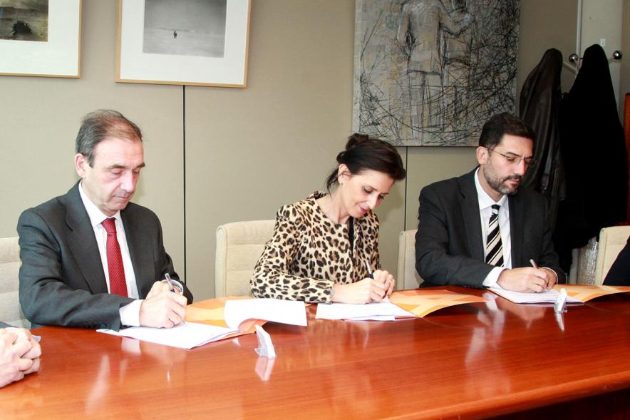 Momento de la firma