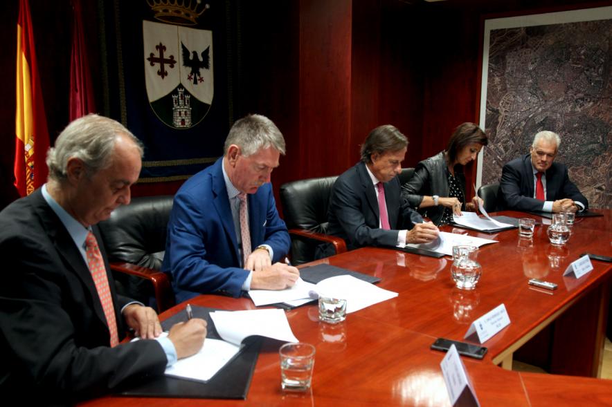 Momento de la firma