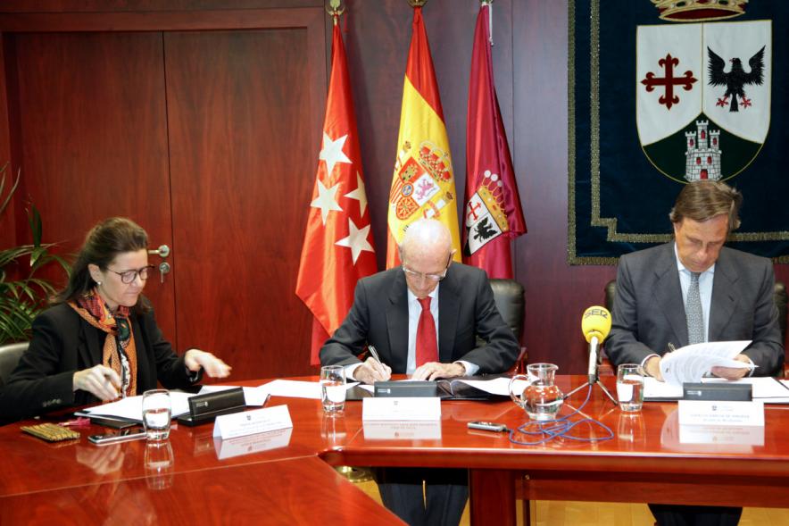 Momento de la firma