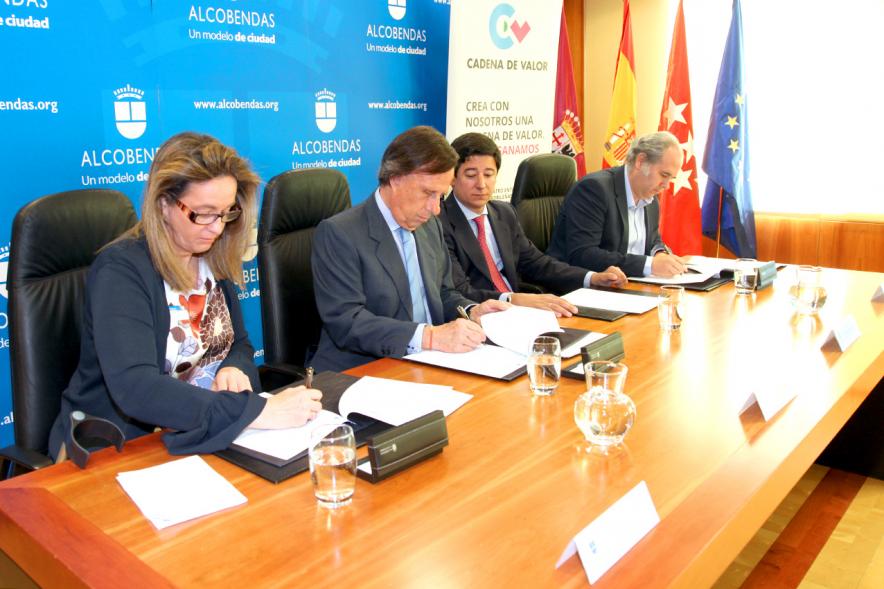 Momento de la firma