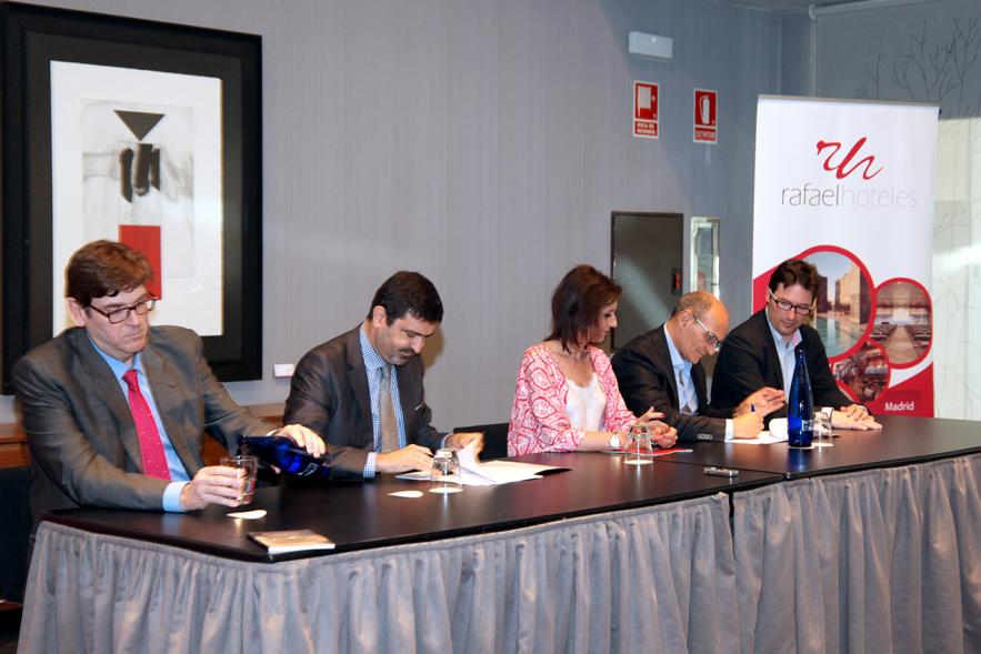 Momento de la firma