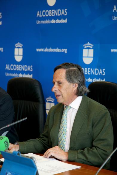 Alcalde García De Vinuesa durante el evento