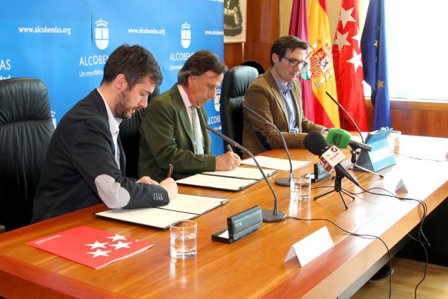 Momento de la firma