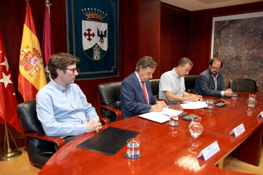Momento de la firma