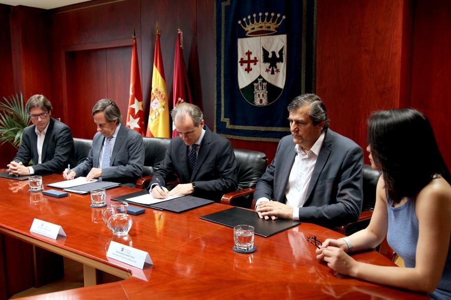 Momento de la firma