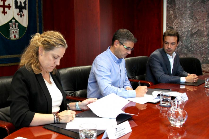 Momento de la firma