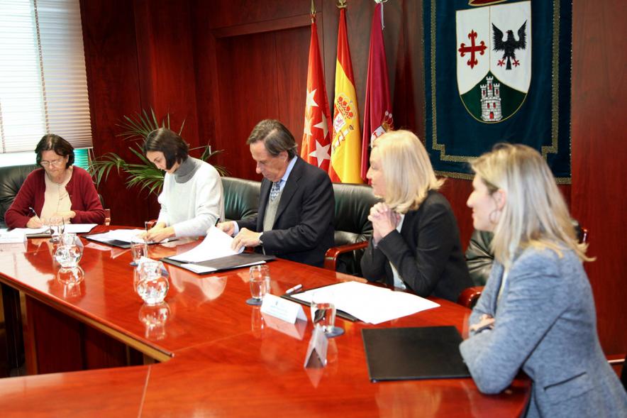 Momento de la firma