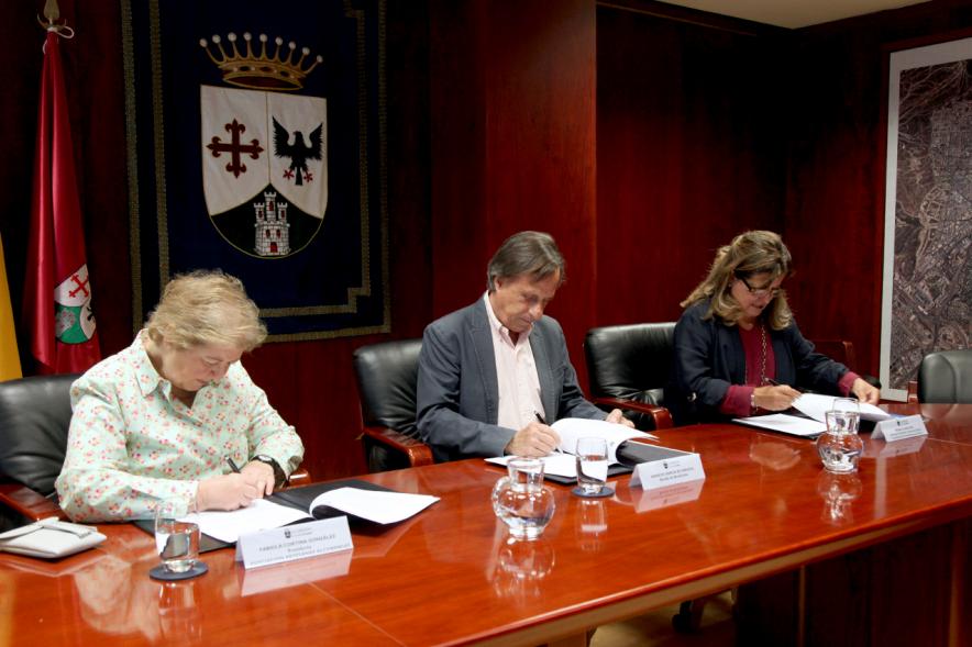 Momento de la firma