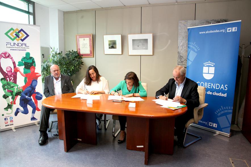 Momento de la firma