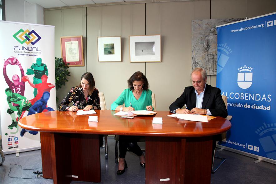 Momento de la firma