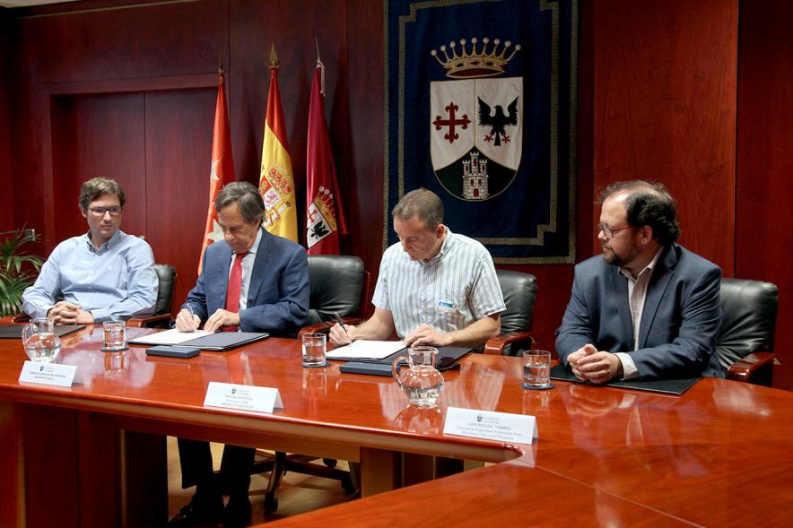 Momento de la firma