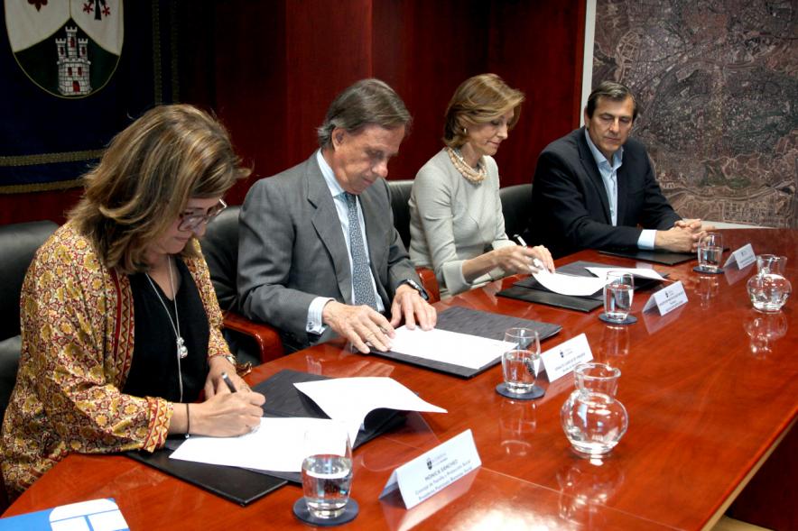 Momento de la firma