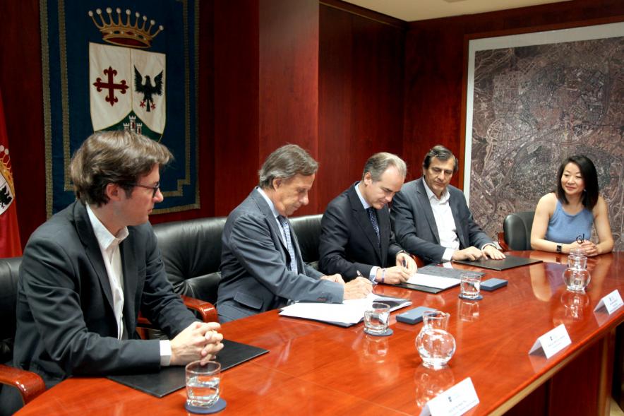Momento de la firma