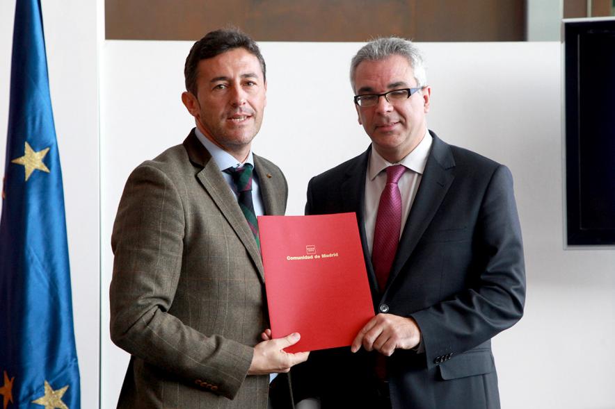 Entrega de Convenios de Colaboración contra la Violencia de Género y Promoción de Igualdad de Oportunidades - Entrega de menciones.