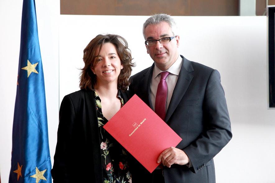 Entrega de Convenios de Colaboración contra la Violencia de Género y Promoción de Igualdad de Oportunidades - Entrega de menciones.