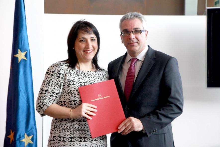 Entrega de Convenios de Colaboración contra la Violencia de Género y Promoción de Igualdad de Oportunidades - Entrega de menciones.