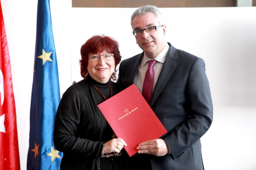 Entrega de Convenios de Colaboración contra la Violencia de Género y Promoción de Igualdad de Oportunidades - Entrega de menciones.