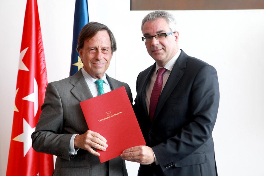 Entrega de Convenios de Colaboración contra la Violencia de Género y Promoción de Igualdad de Oportunidades - Entrega de menciones. 