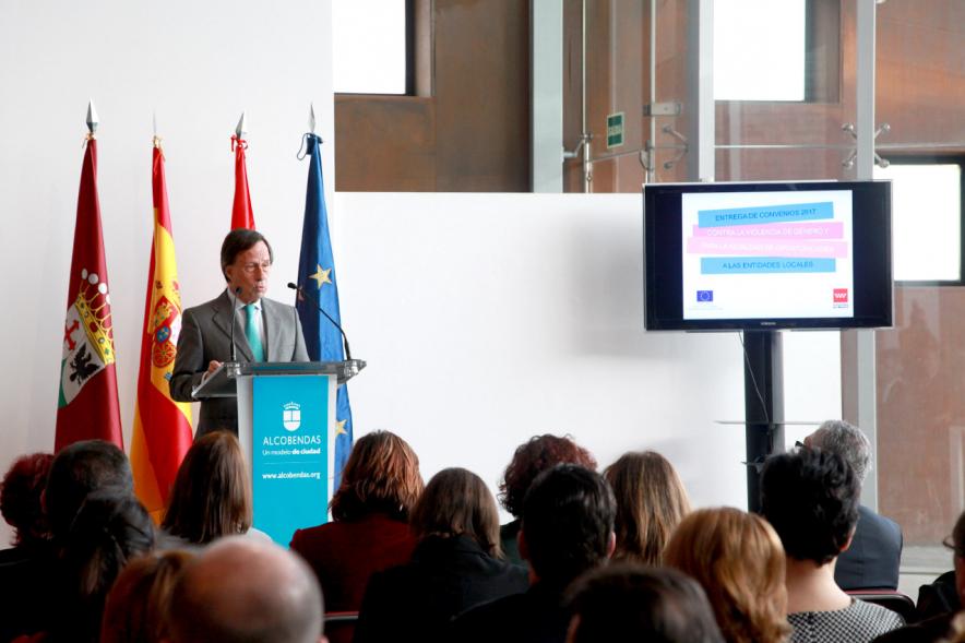 Entrega de Convenios de Colaboración contra la Violencia de Género y Promoción de Igualdad de Oportunidades - Discurso del alcalde.