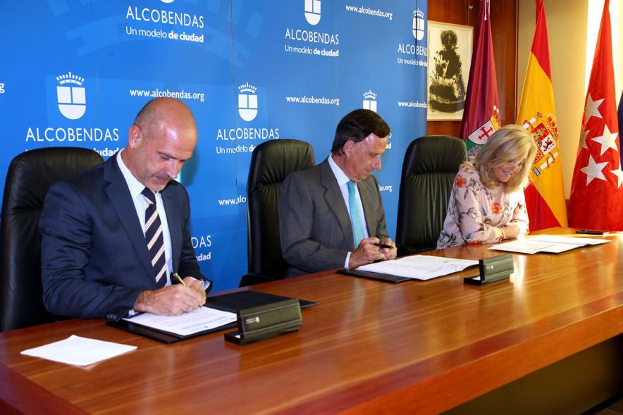 Momento de la firma