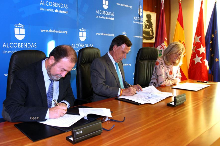Momento de la firma