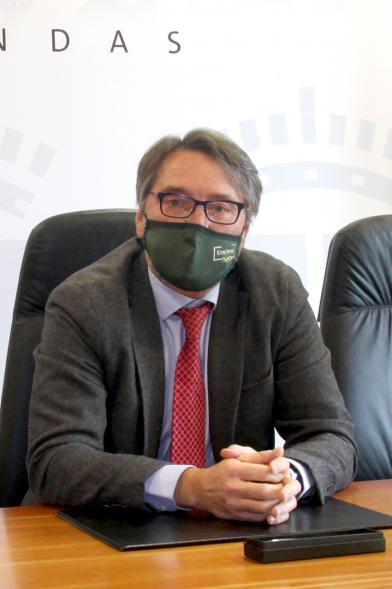 Representante de una de las empresas firmantes