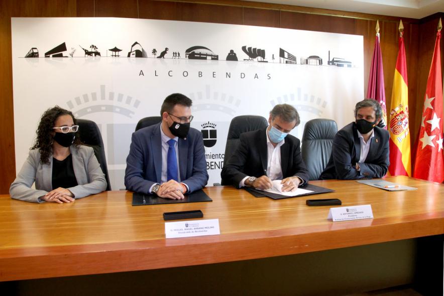 Momento de la firma