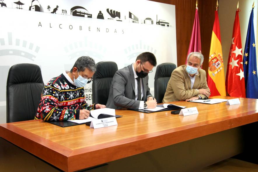 Momento de la firma