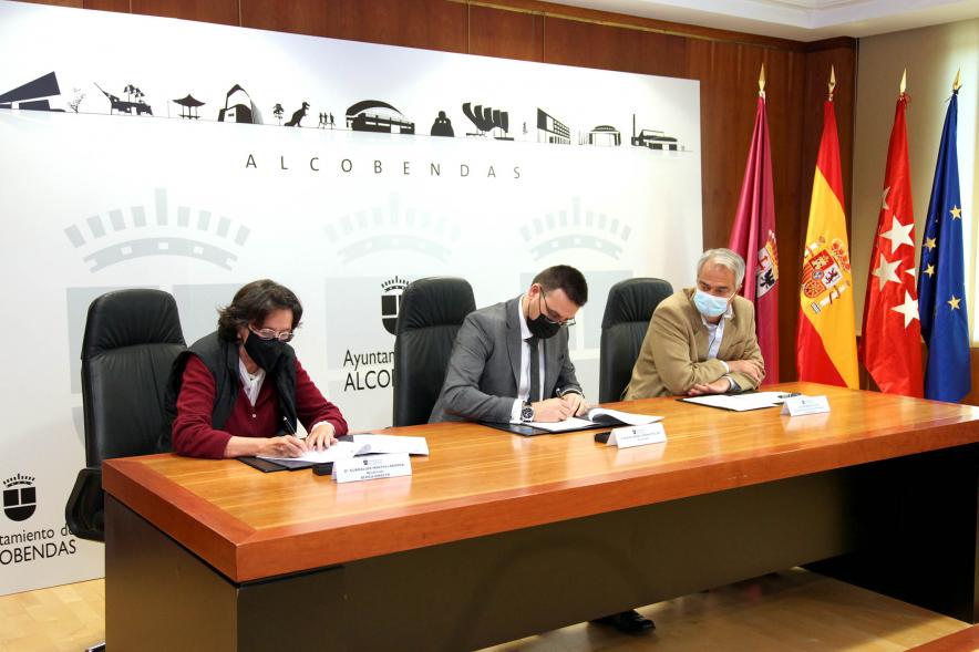 Momento de la firma