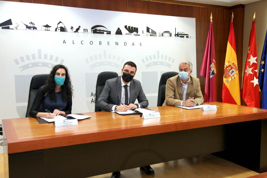 Momento de la firma