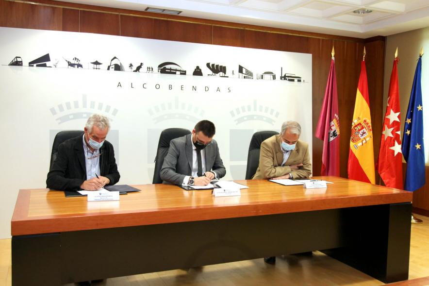 Momento de la firma